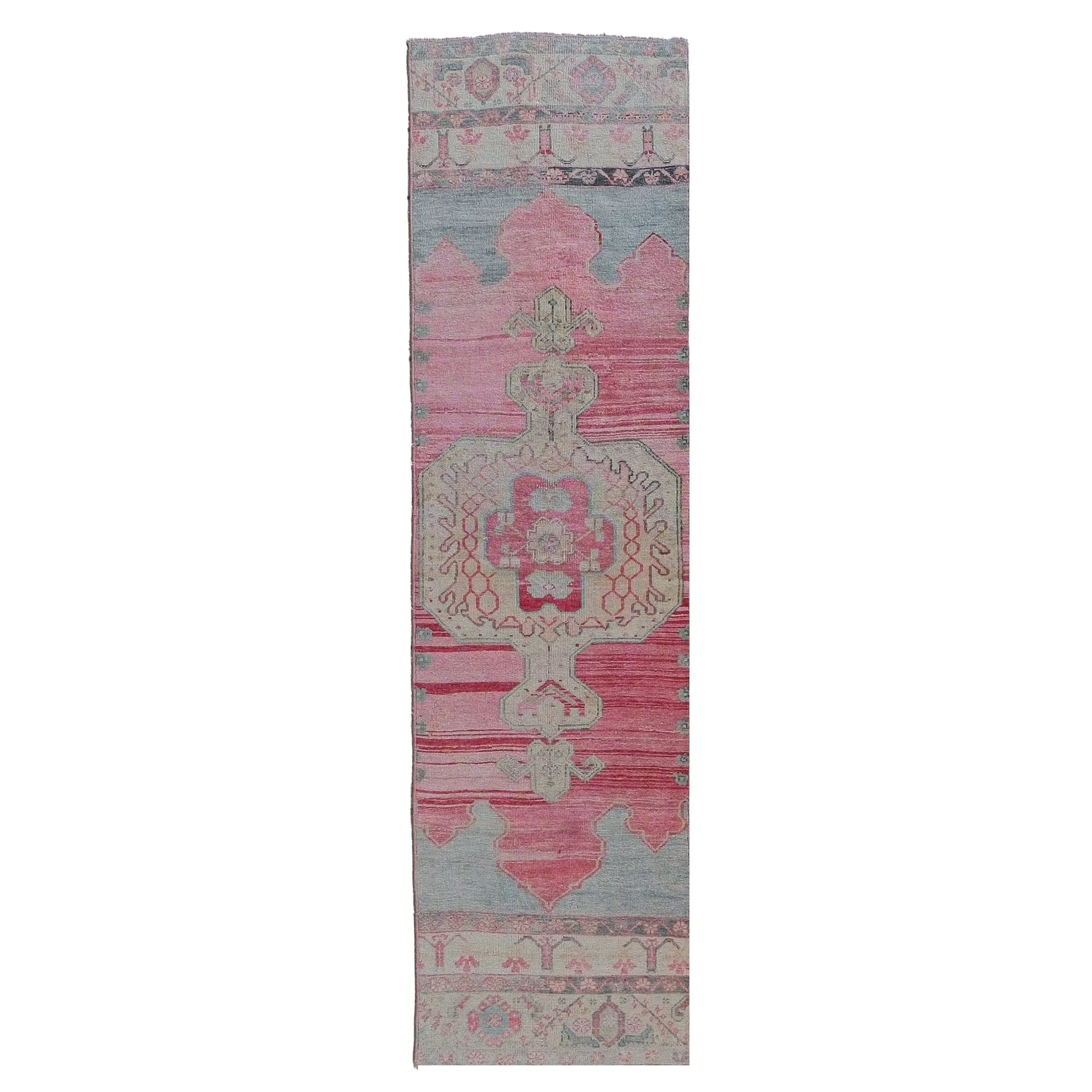 14052 Handwoven Vintage Rug 2’3x8’4