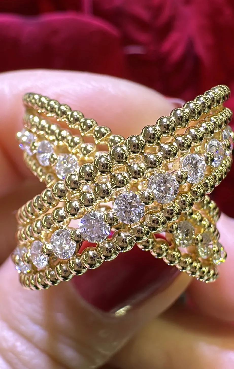 1.92ct tw Diamond Beaded Gold Round cut Criss Cross Statement Ring