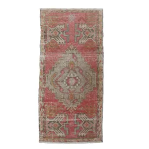 4766 Handwoven Vintage Rug 1’6x3'1