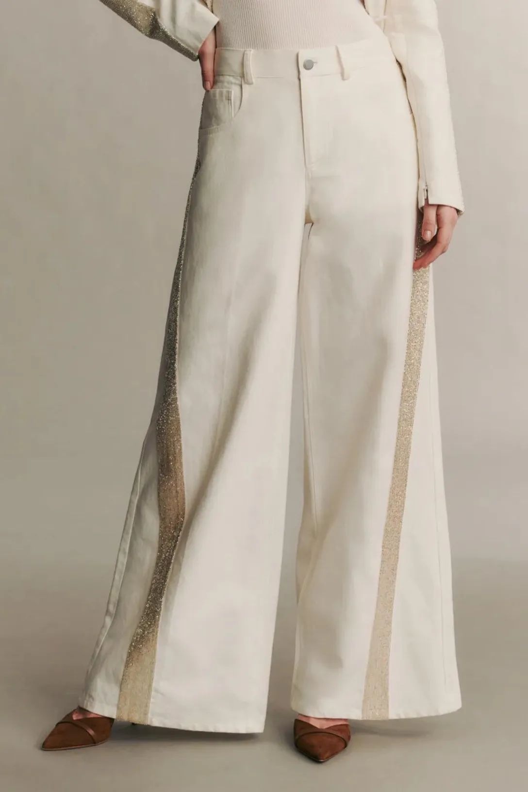 Almost Famous | White