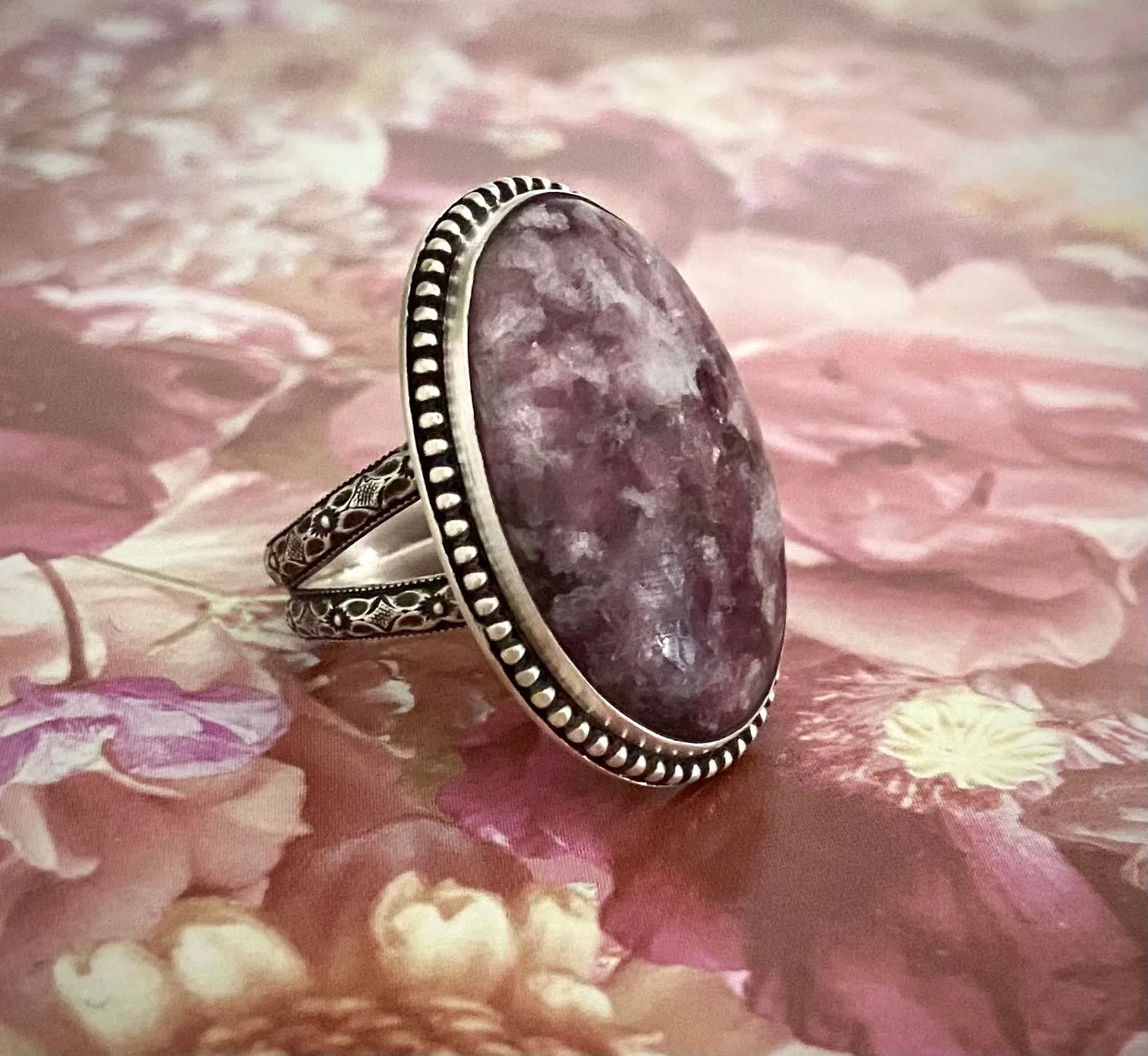 Antique Floral Lepidolite Ring