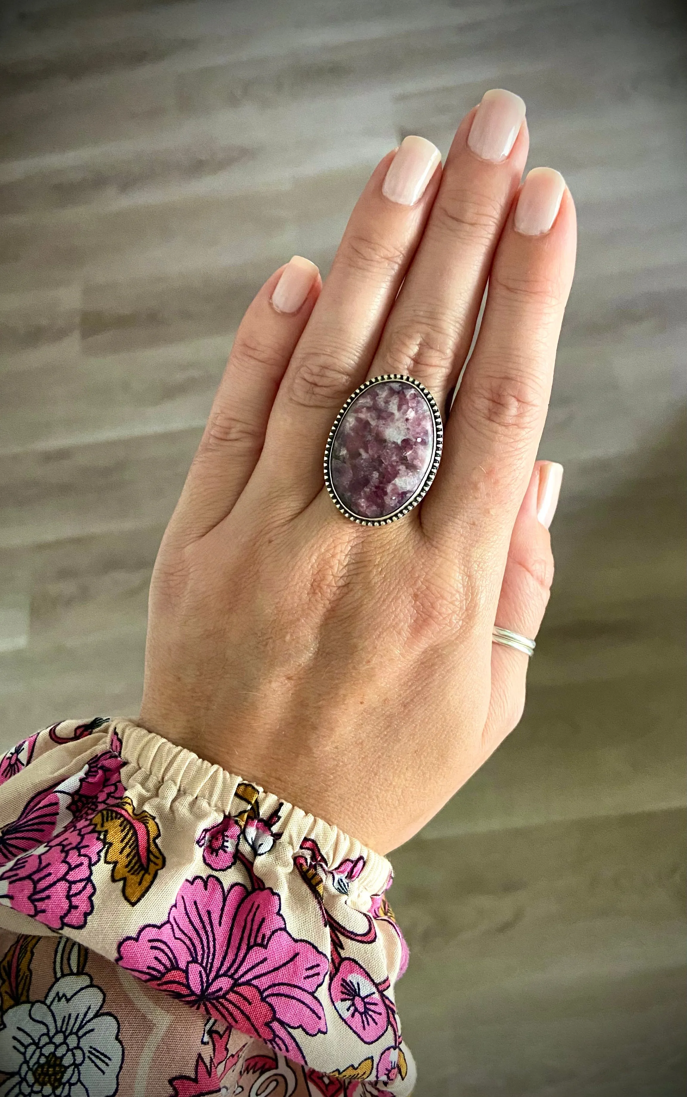 Antique Floral Lepidolite Ring