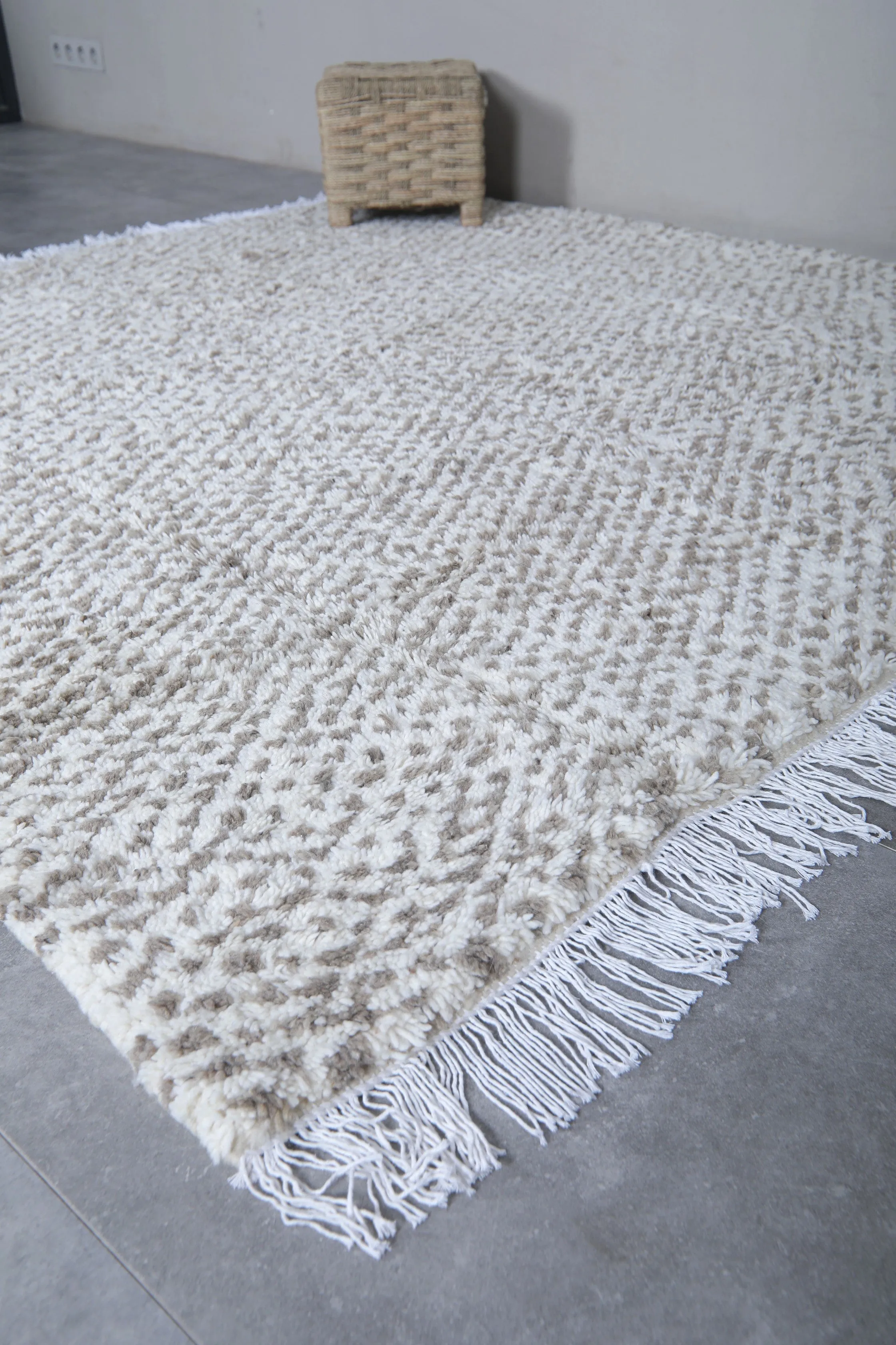 Beni ourain dots Rug - Custom Berber Rug - Wool rug morocco
