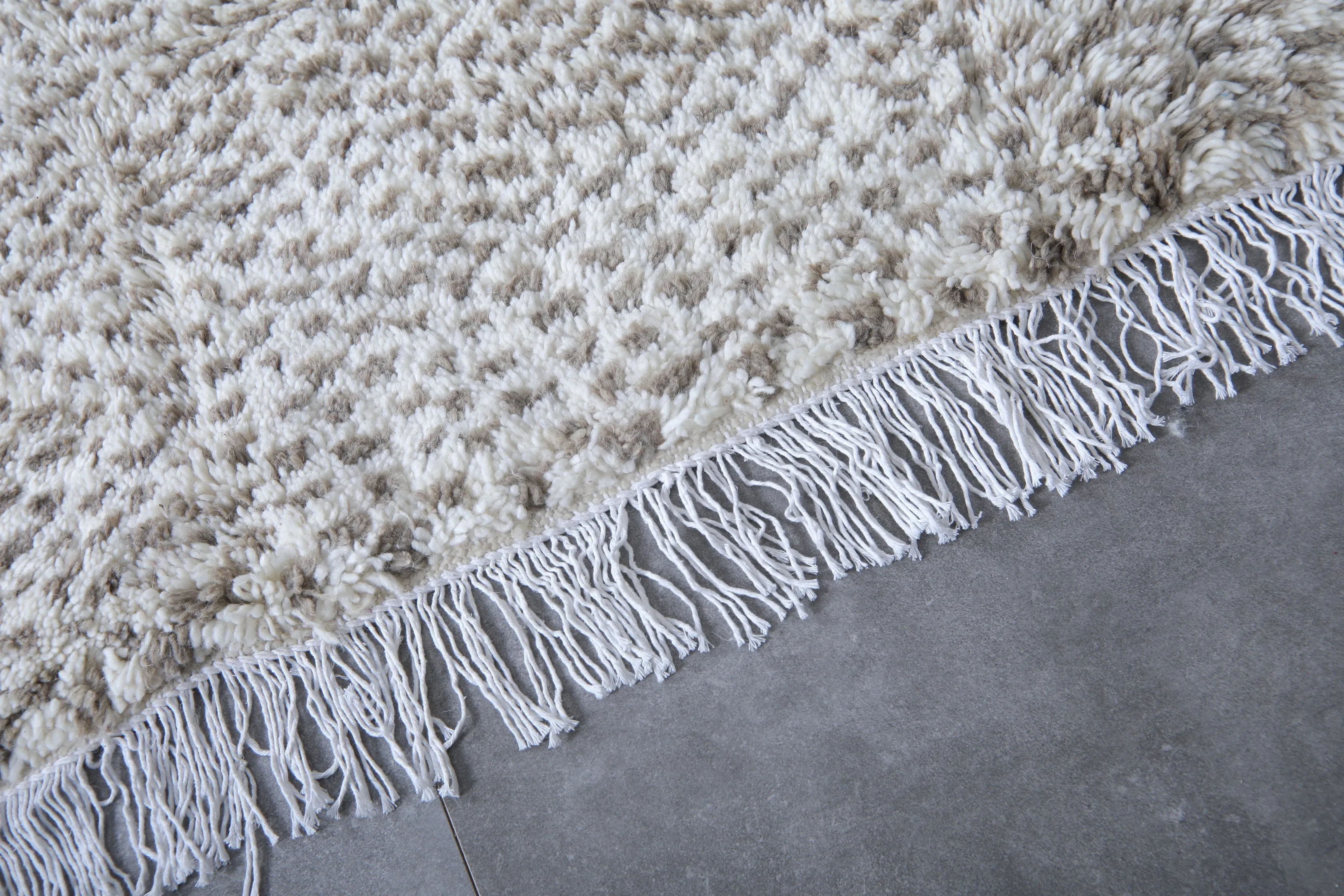 Beni ourain dots Rug - Custom Berber Rug - Wool rug morocco