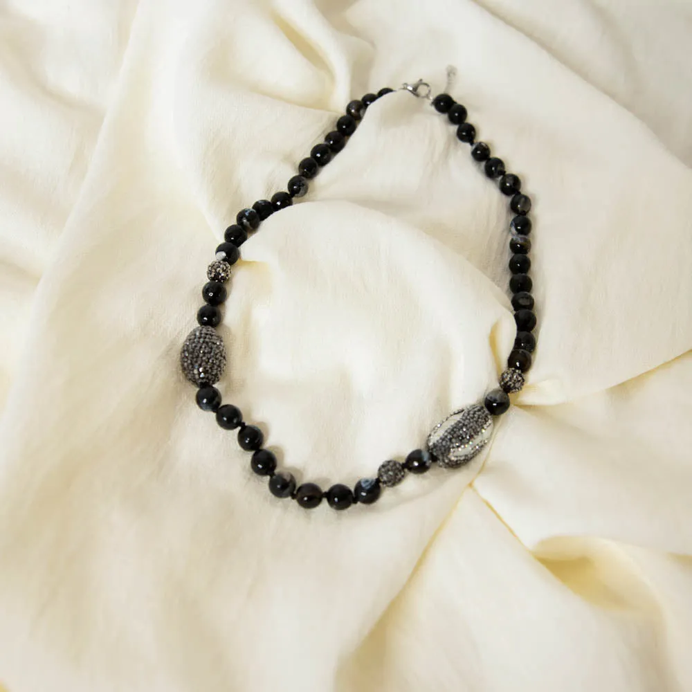 Black Tie Agate Necklace