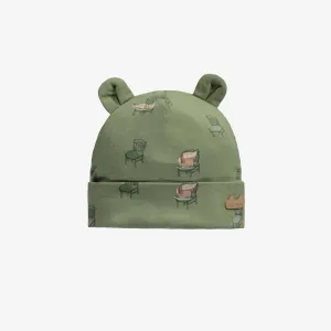 Bonnet vert olive avec motif de chiens sur des chaises en coton biologique, naissance || Olive green hat with dogs lying on chairs in organic cotton, newborn