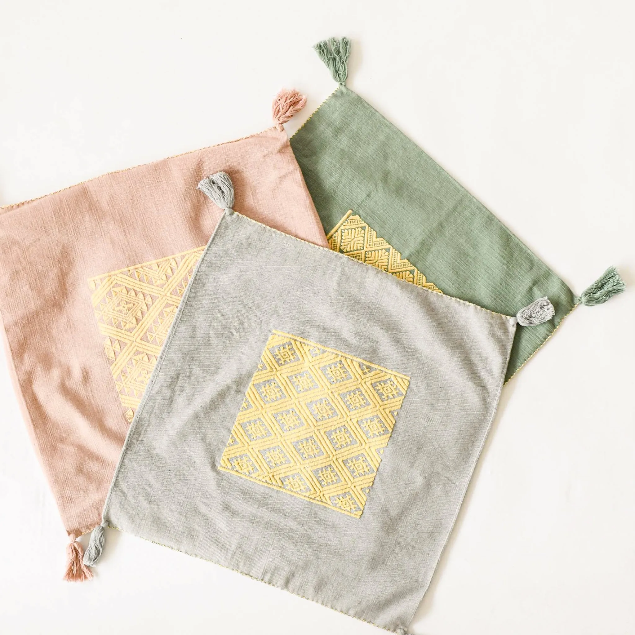 Chiapas Brocade Pillow № 2