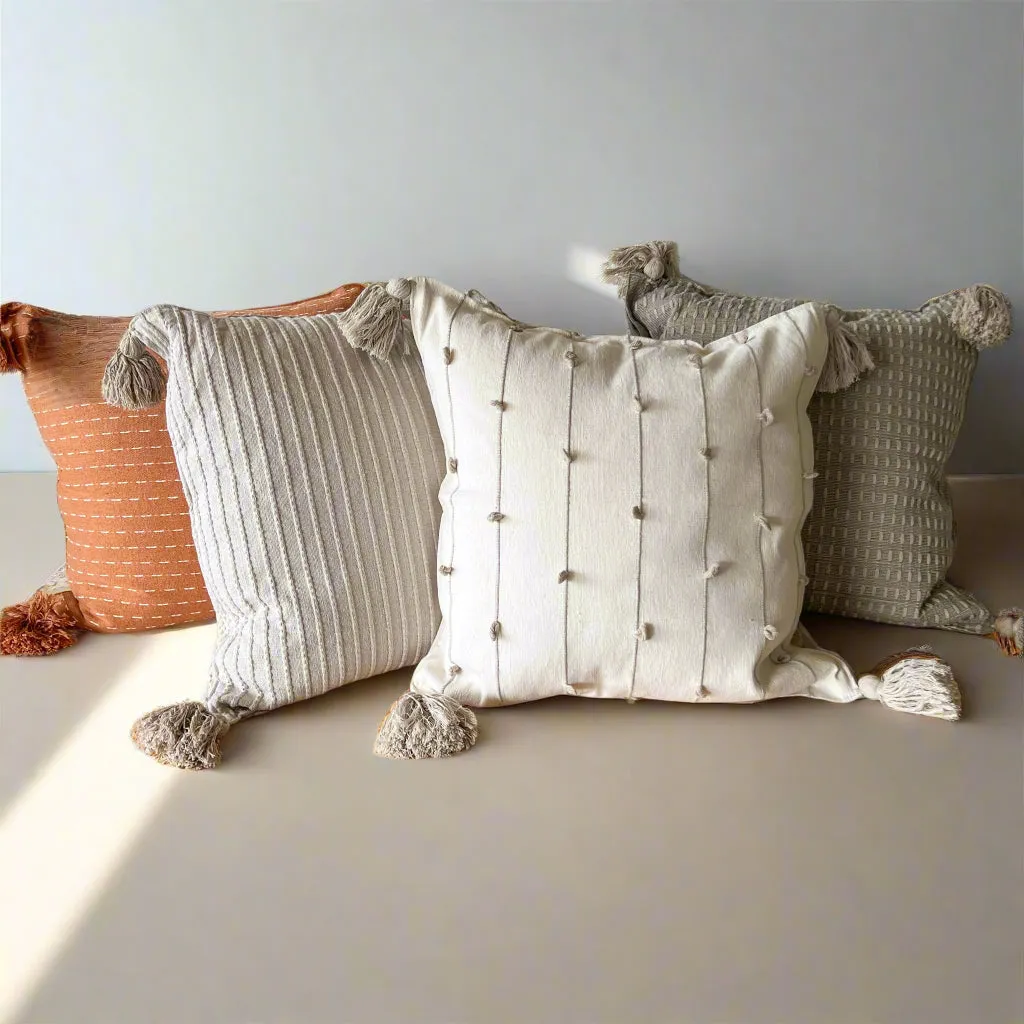 Cotton Tassel Pillow № 1
