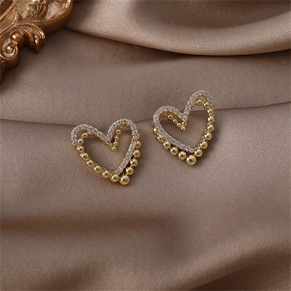 Cubic Zirconia & 18K Gold-Plated Interlocked Openwork Heart Stud Earrings