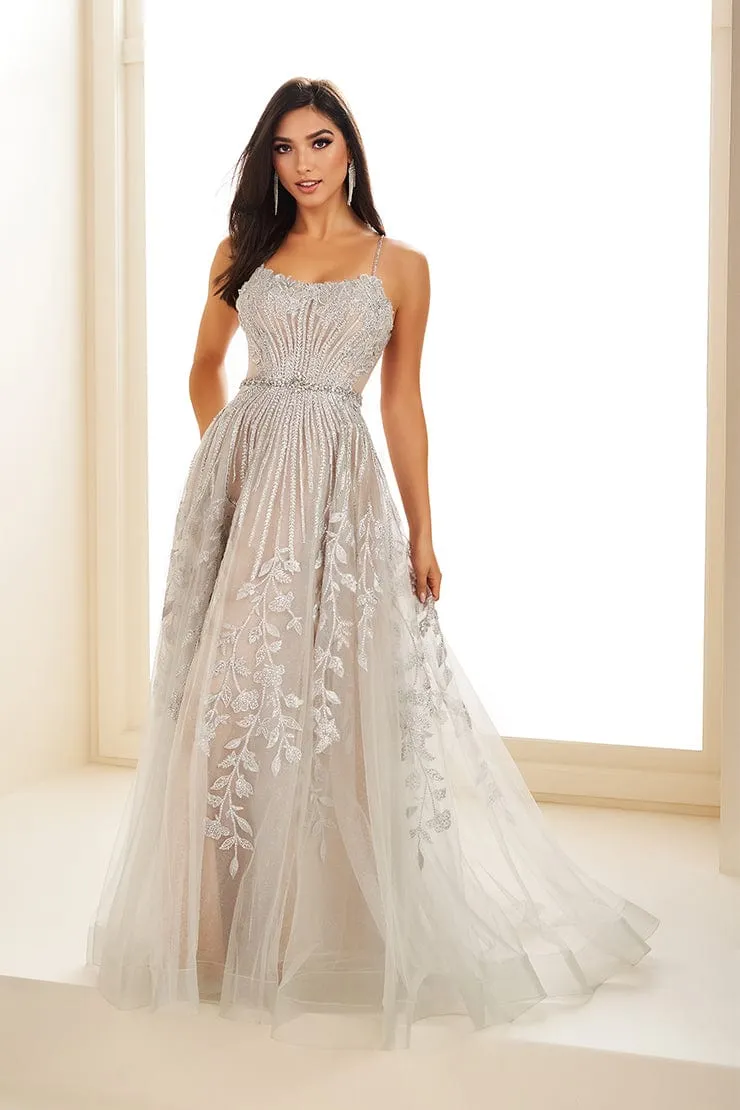 Ellie Wilde: EW36068