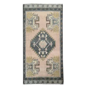 ER29 Handwoven Vintage Rug 1'8x3'4