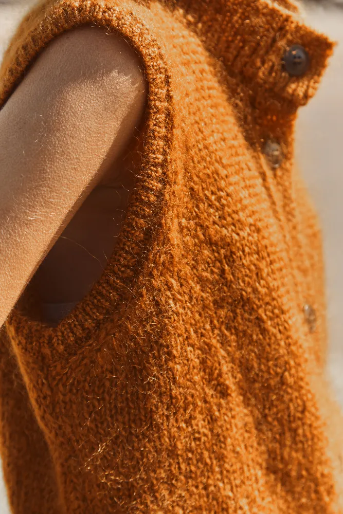 FRIDA Sleeveless Cardigan in Mohair and Silk