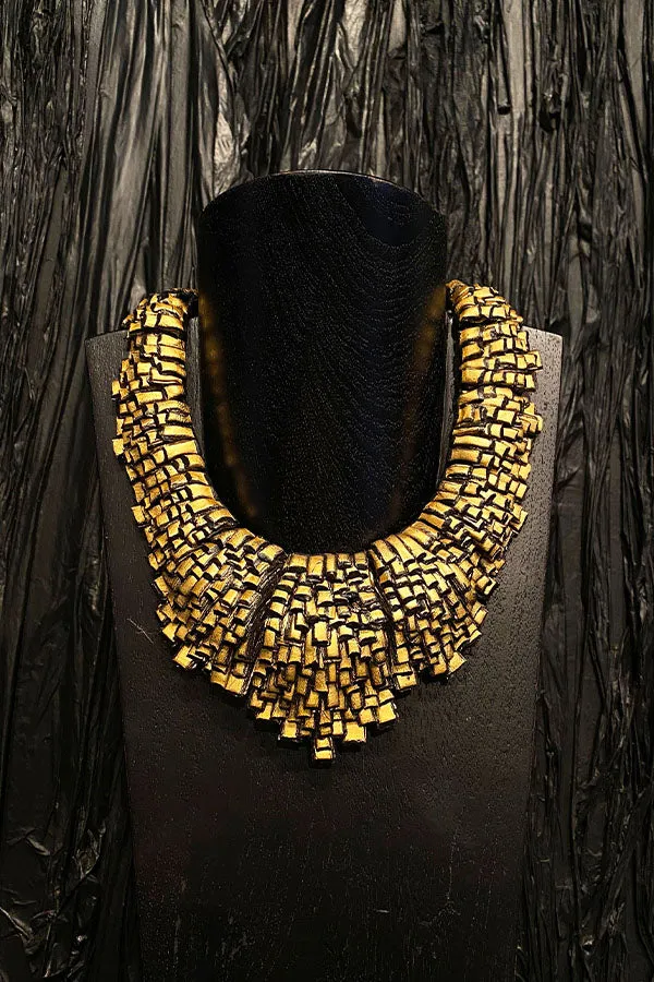 Grazia Fortuna Ward Small Black and Gold Necklace