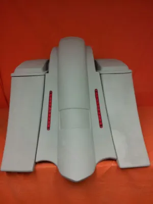 Harley Davidson 6" Heritage Softail Out & Down Extended Saddlebags   Lids   LED Fender No Cutouts