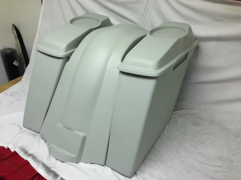 Harley Davidson Heritage Softail 4" Extended Saddlebags 6 x 9 Speaker Lids Fender No Cutouts
