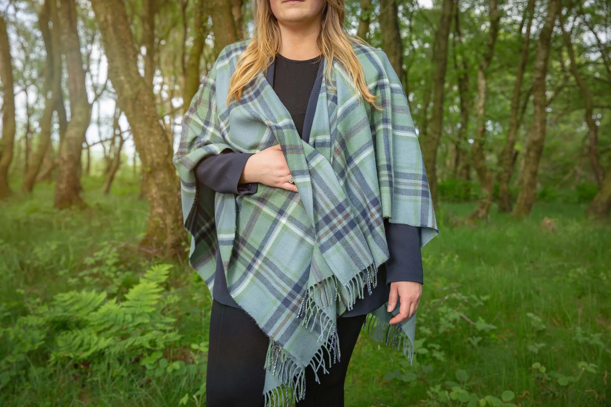 Heritage Tartan Serape: Beech Dappled Skies