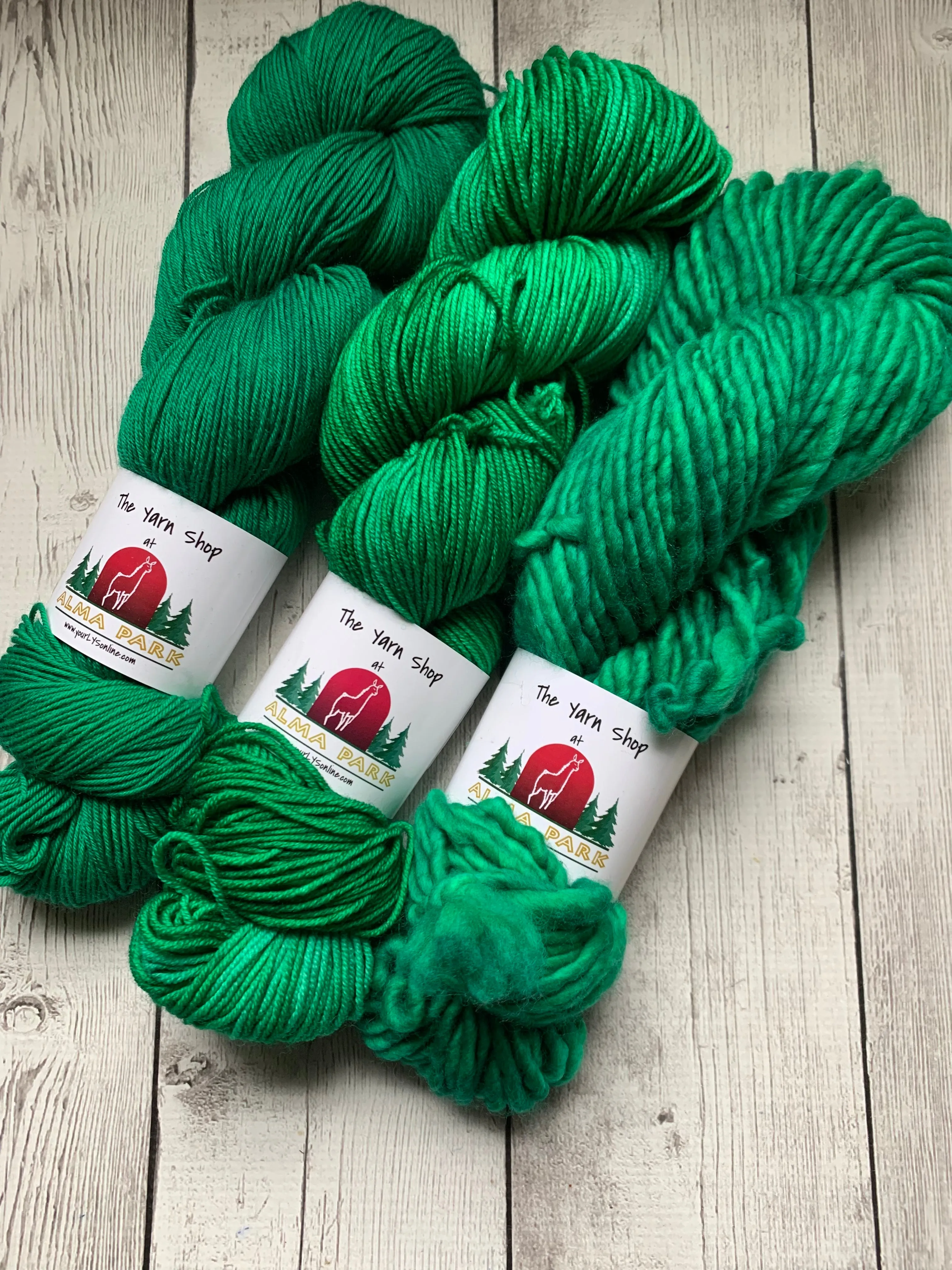 HOLLY JOLLY GREEN -  Semi-Solid  - Multiple Weights - RTS