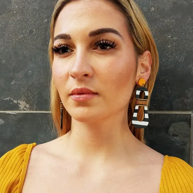 HOURGLASS EARRINGS | PINEAPPLE