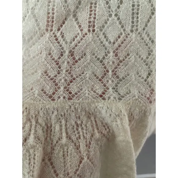 Intermix‎ Cottage Alpaca Blend Delicate Ruffled Sweater in Cream Size Large