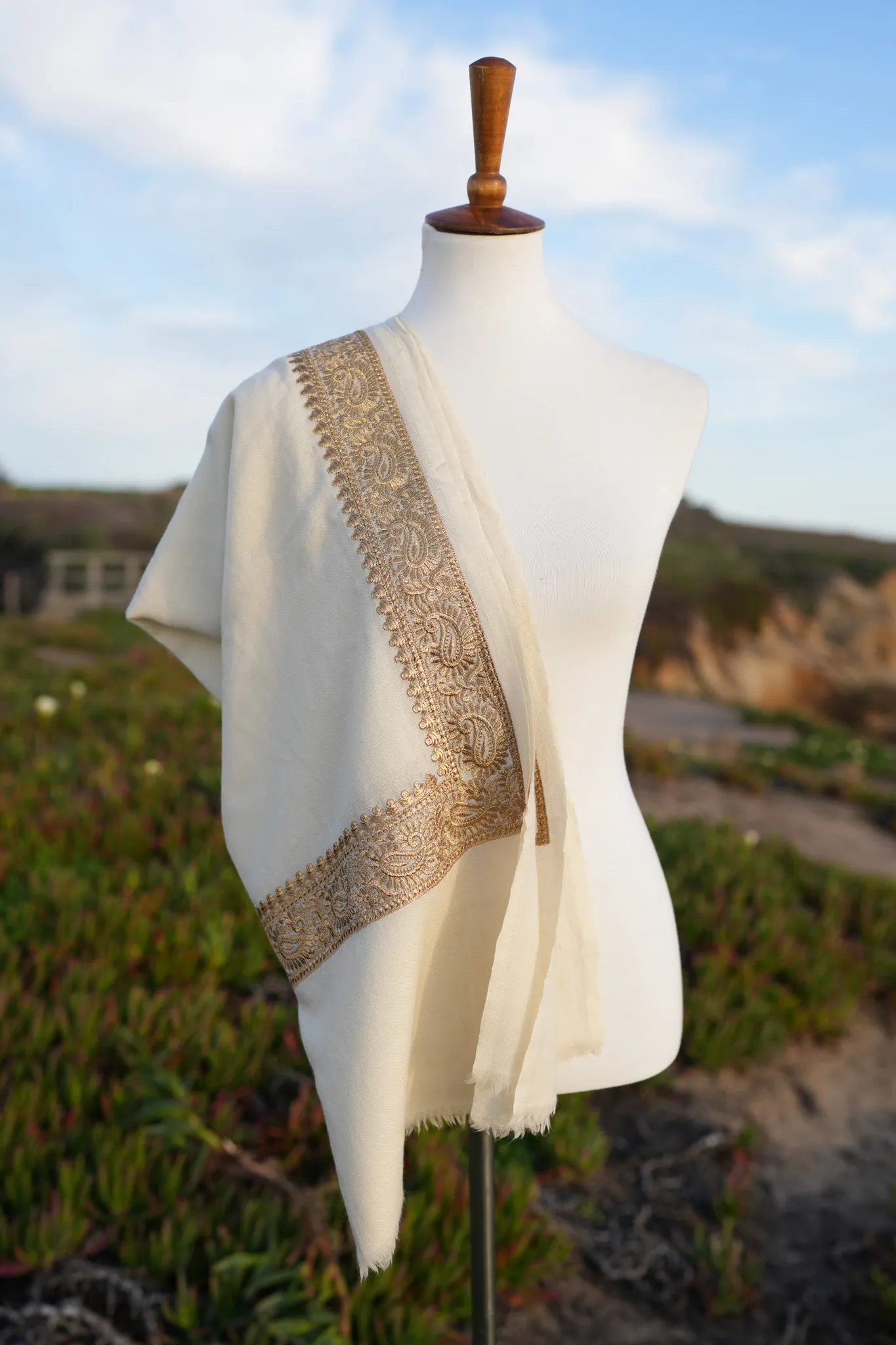 Kashmiri Soft Woolen Stole
