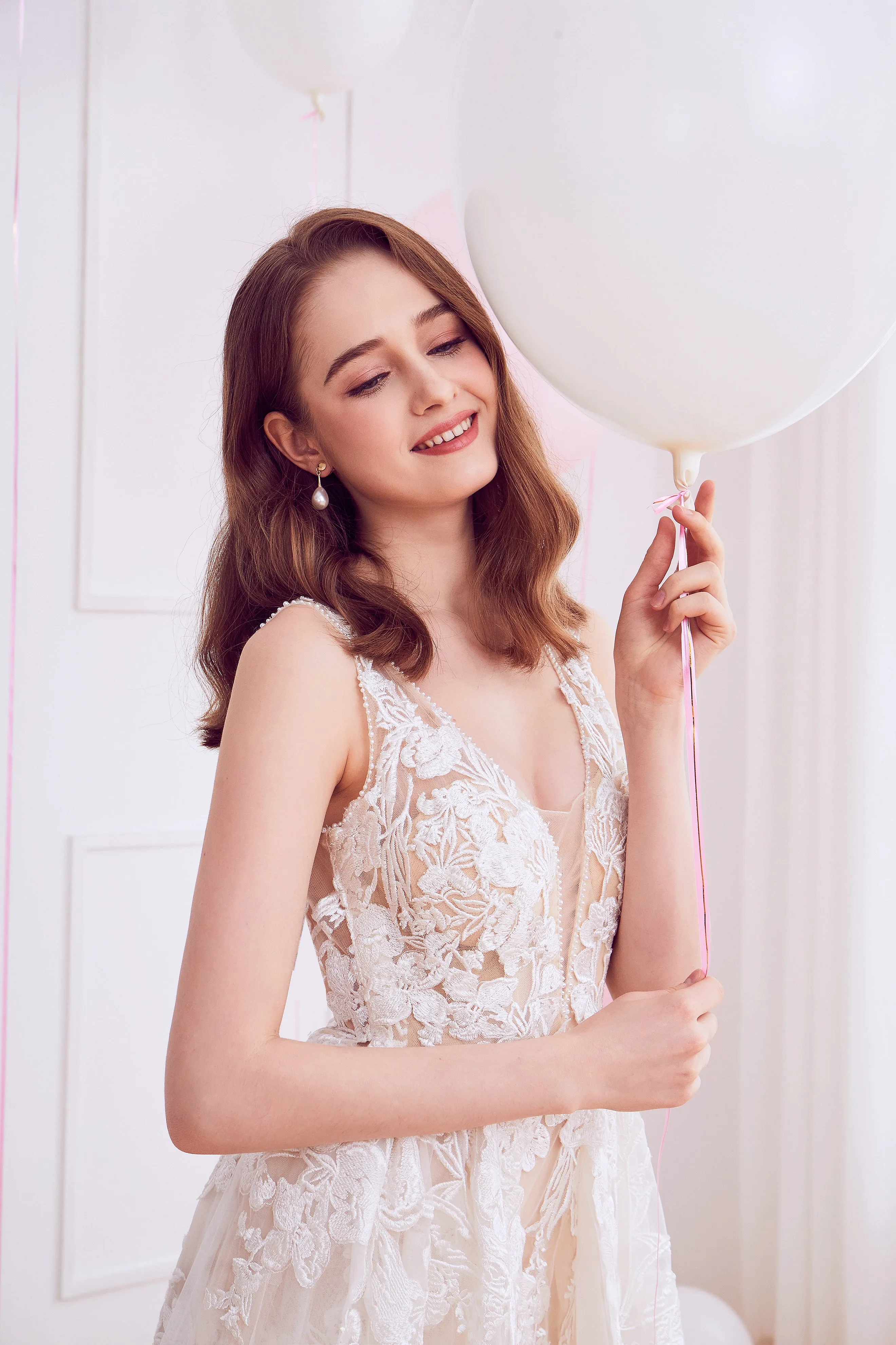 Klaire - Selena Huan Venice Fosted Embroidery Lace illusive A-line gown