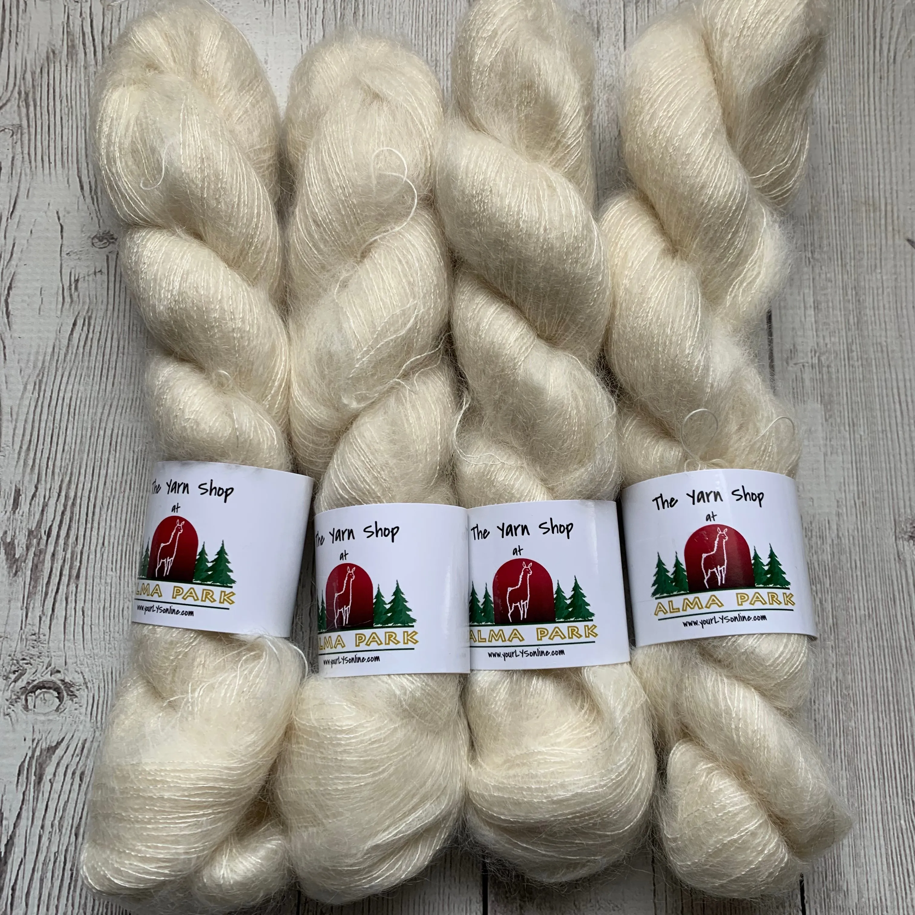Lace - UNDYED -Mohair/Silk 459 yds RTS