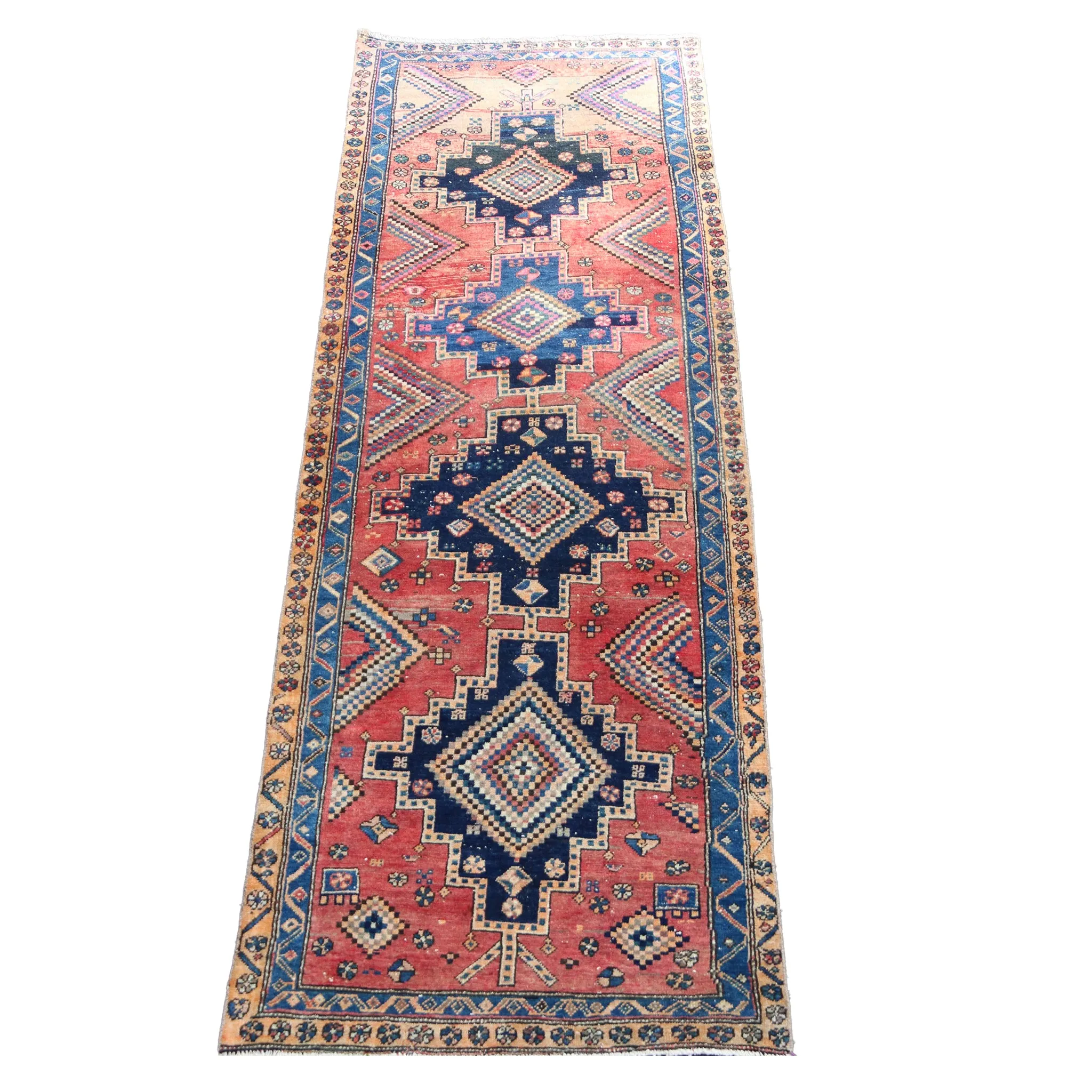 MA05 Handwoven Vintage Rug 3’3x9’10
