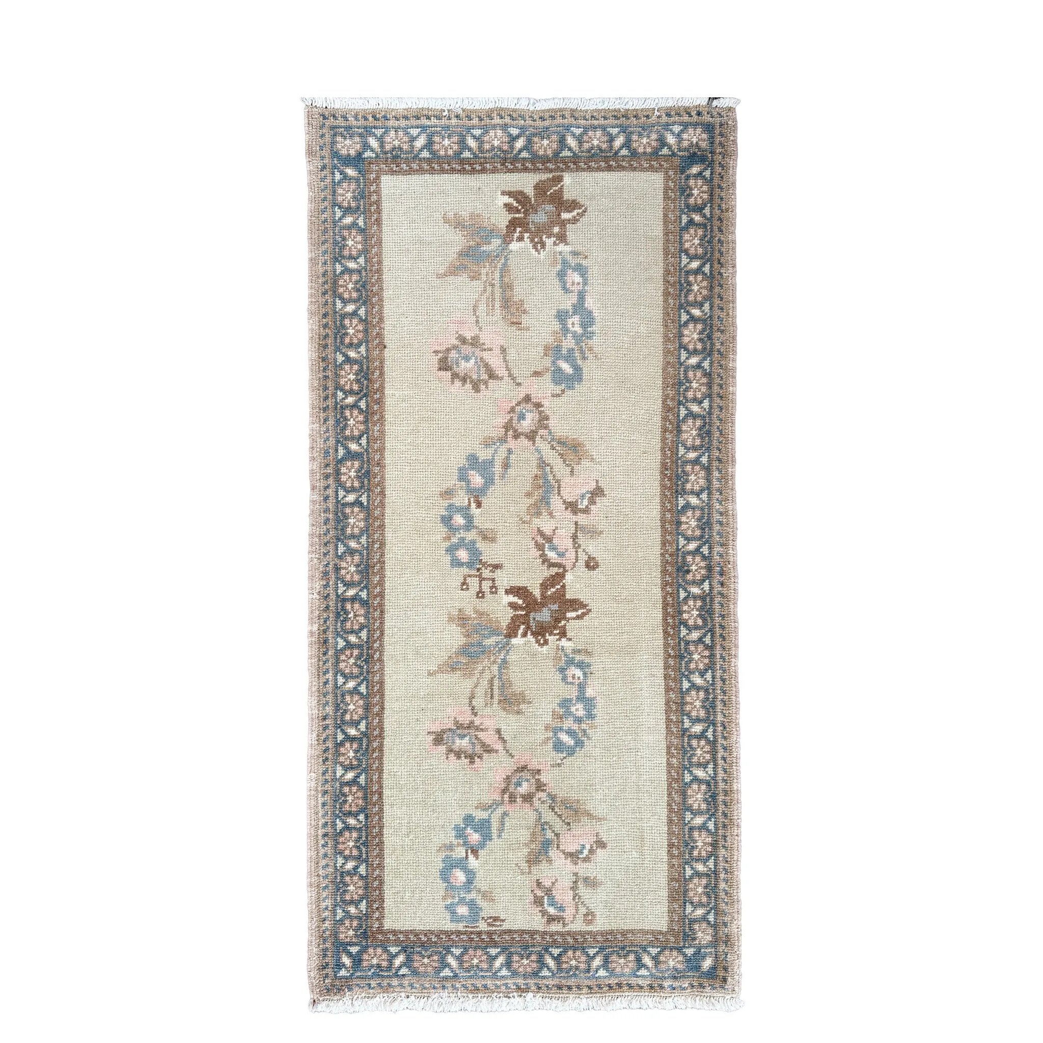 MB111 Handwoven Vintage Rug 1’9x3’8