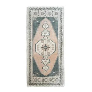 MB158 Handwoven Vintage Rug 1’8x3’7