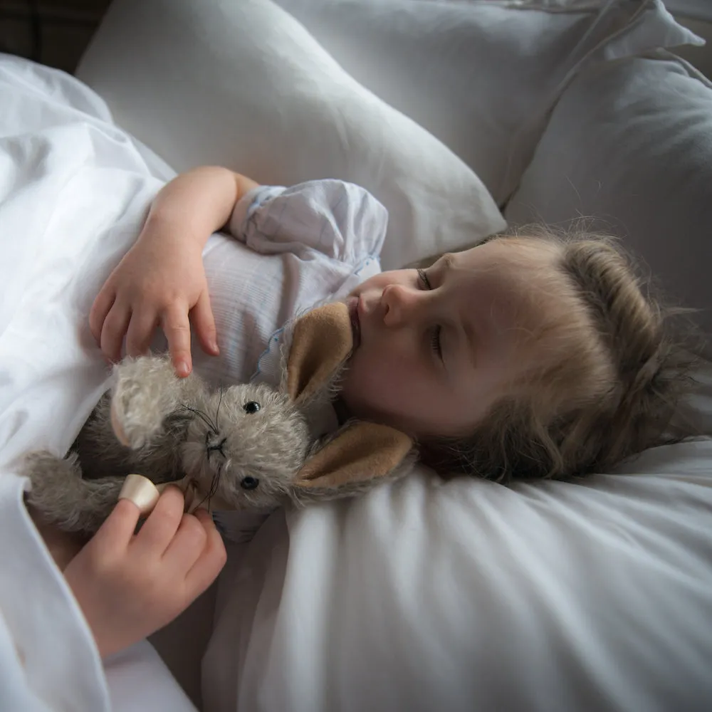 Merrythought Great British Soft Toy - Binky Bunny