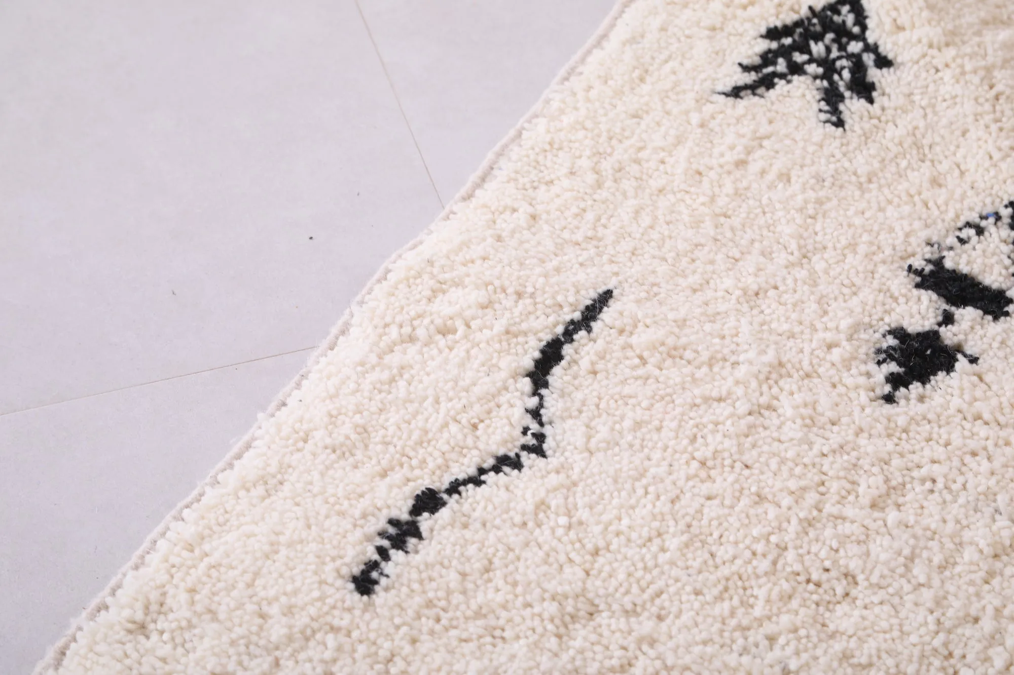 Moroccan Berber Hand Woven Rug - Wool Azilal Rug - Custom Rug