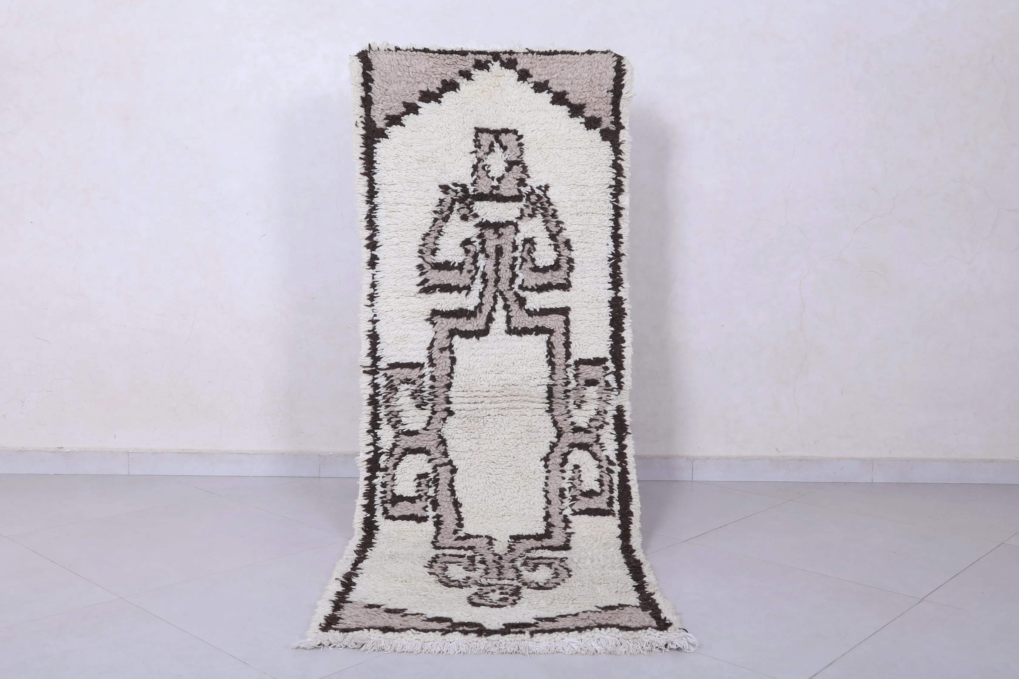 Moroccan Berber Rug – Classic Brown & Cream Tribal Design 2.2 x 6.1 ft
