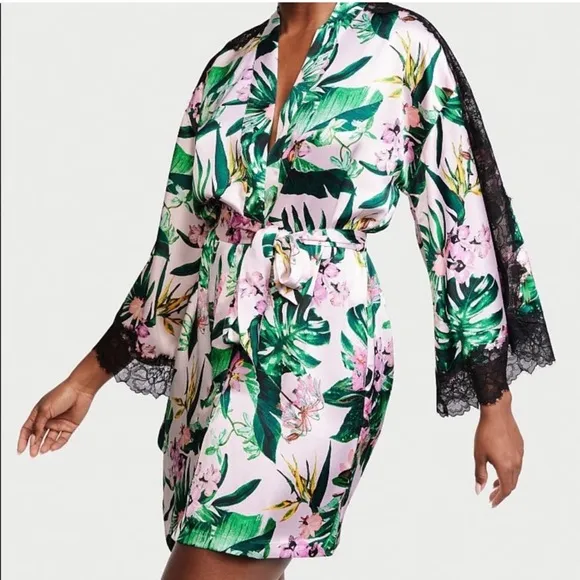 NWT Victoria’s Secret tie robe kimono pajama tropic paradise lace
