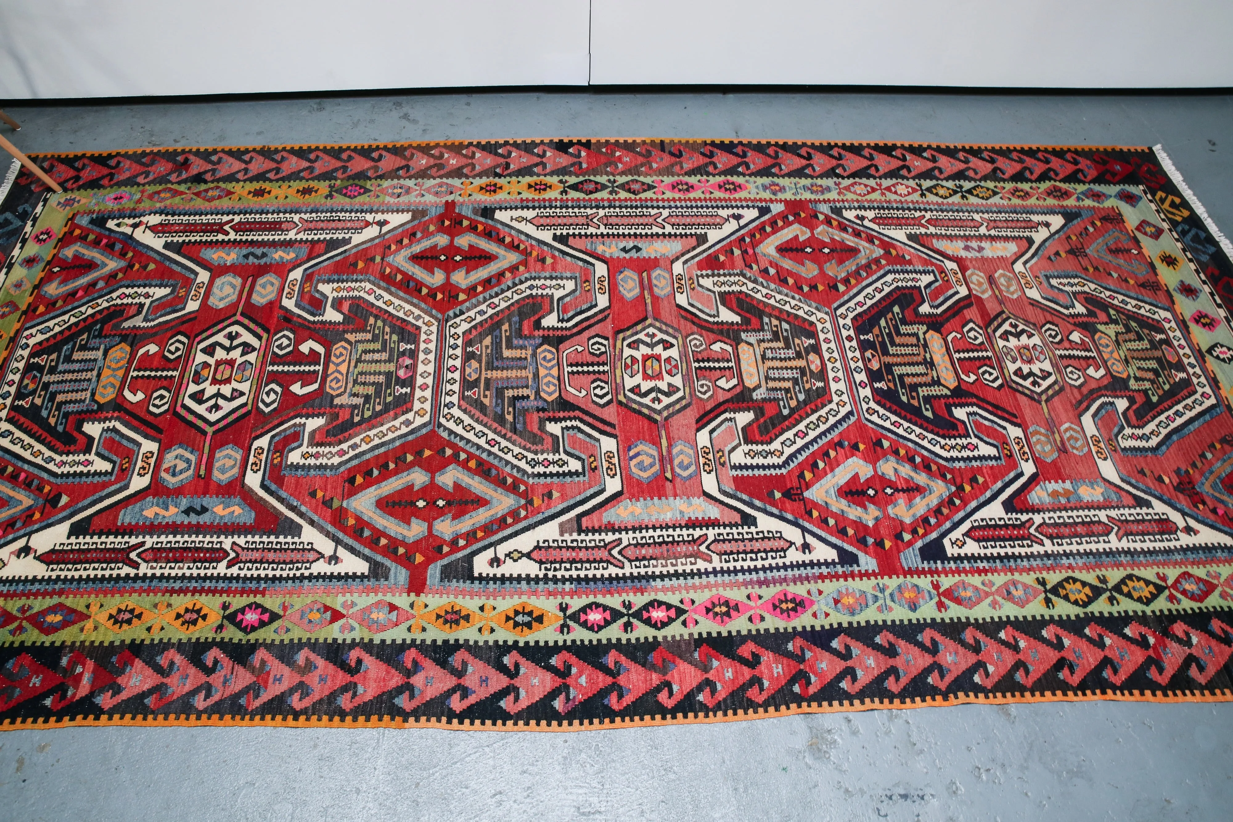 Old Corum Kocboynuzlu Kilim Rug