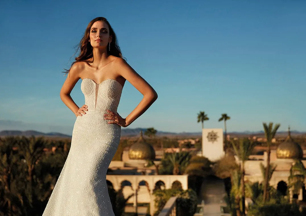 Pronovias: Cosmina