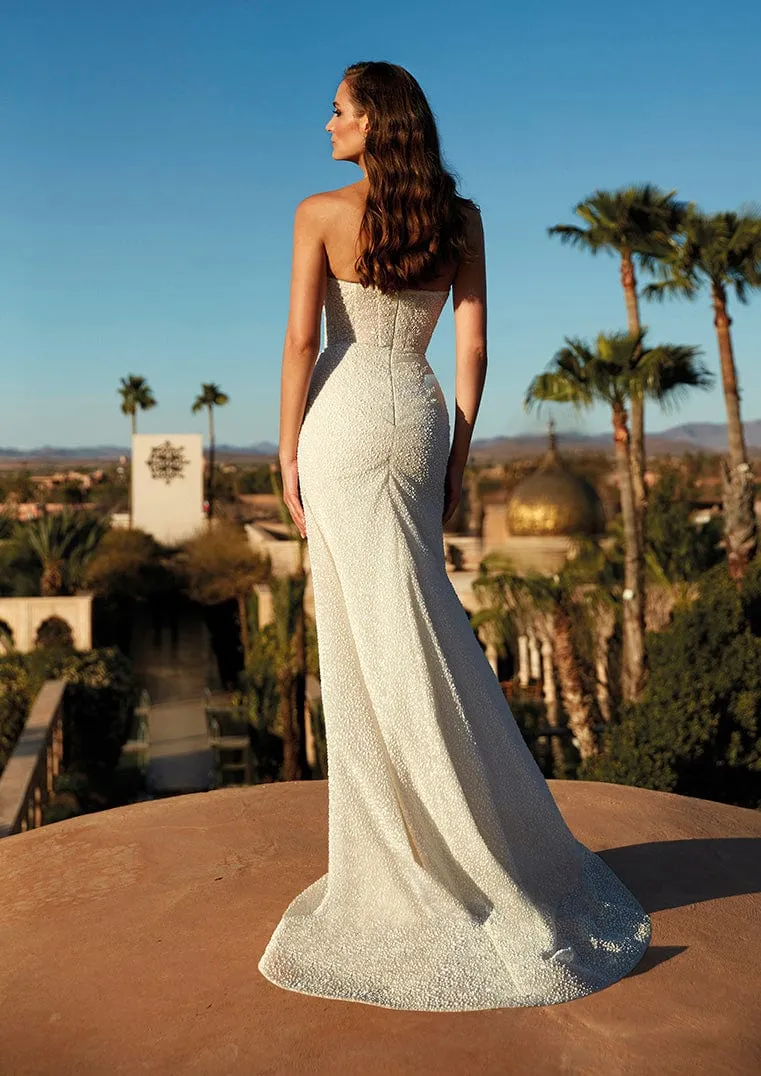 Pronovias: Cosmina