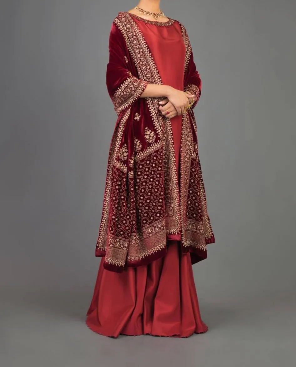 Sarinnah Premium 86-Embroided Fine quality Velvet shawl.