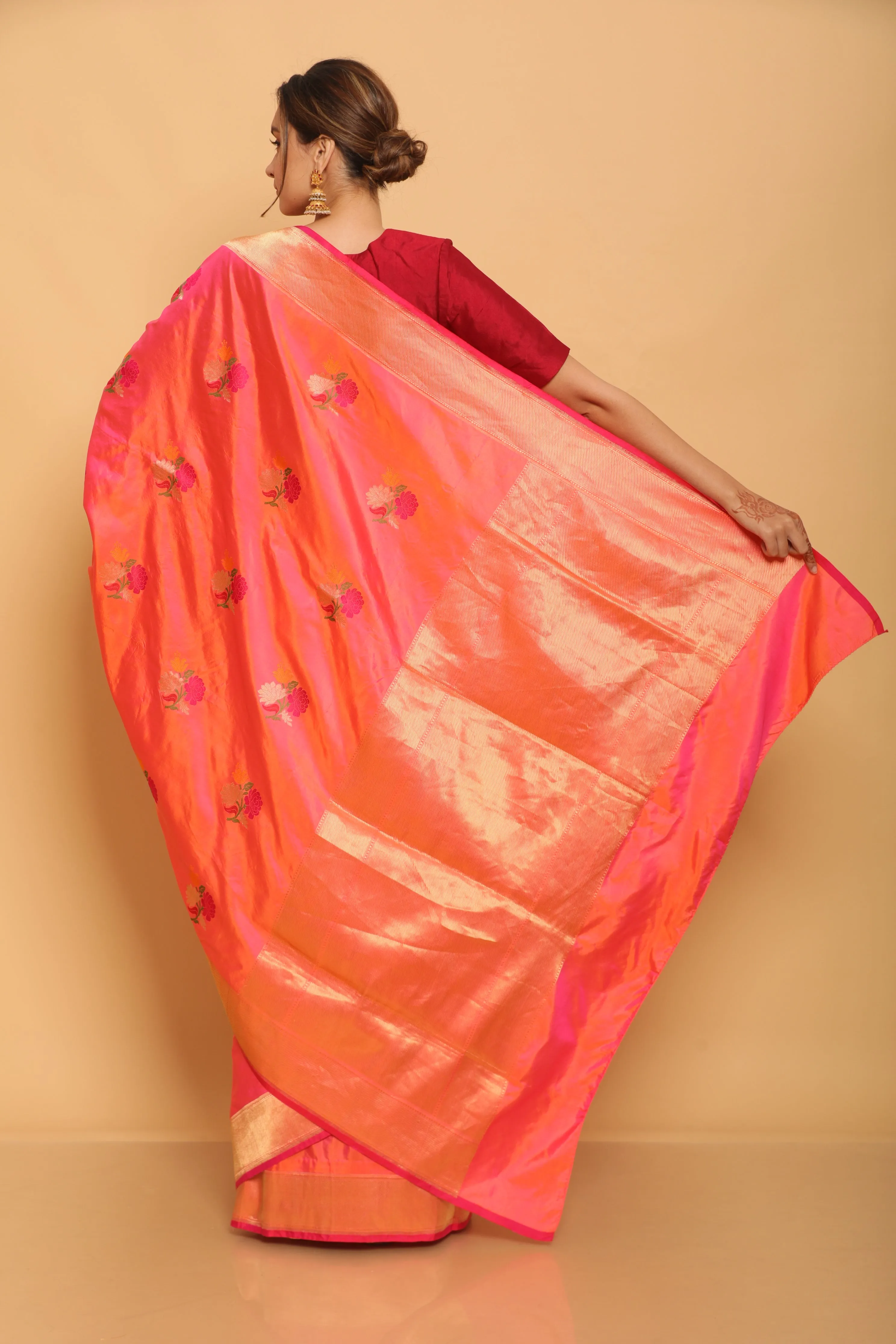 Short Color Karwa Benarasi Silk Saree