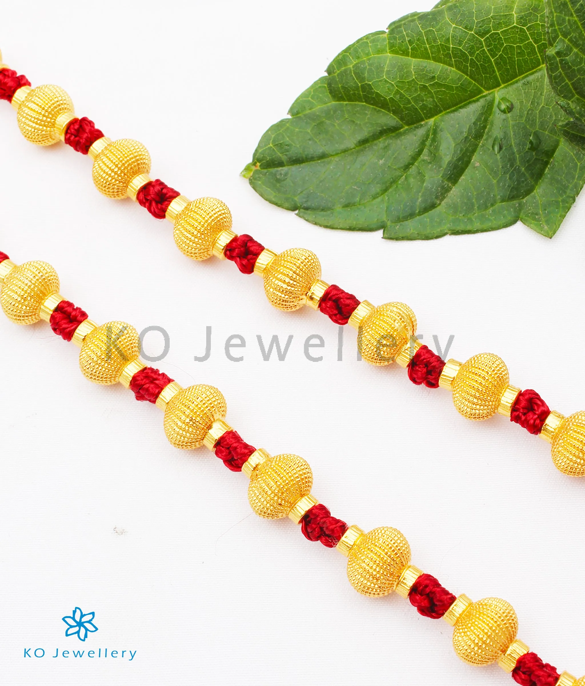 The Vaishnavi Jomale Silver Necklace (Red)