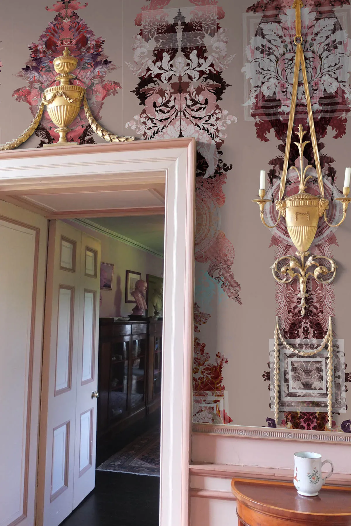 totem damask wallpaper