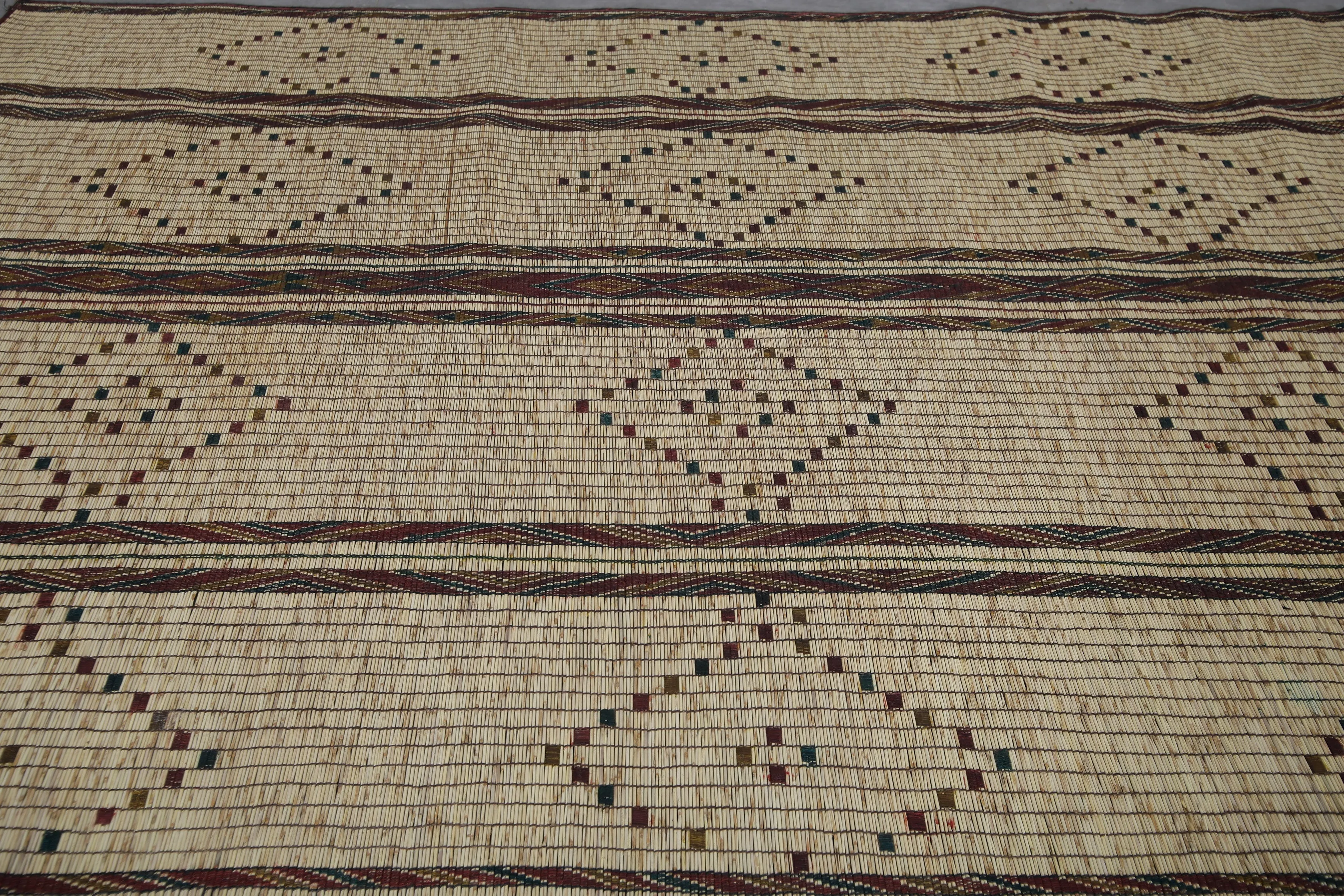 Tuareg rug 5.5 X 7.7 Feet