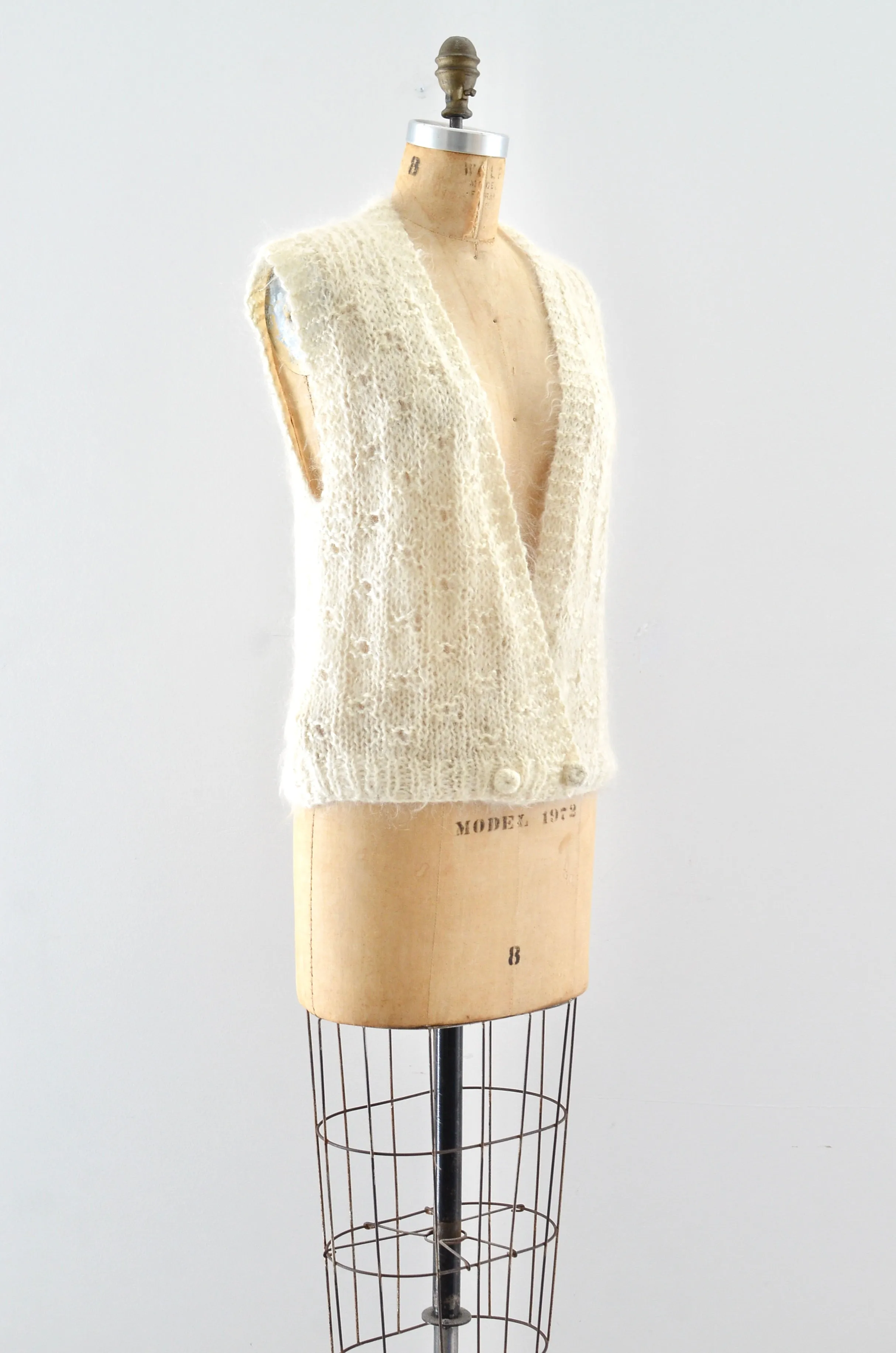 Vintage Handknit Mohair Vest / S M