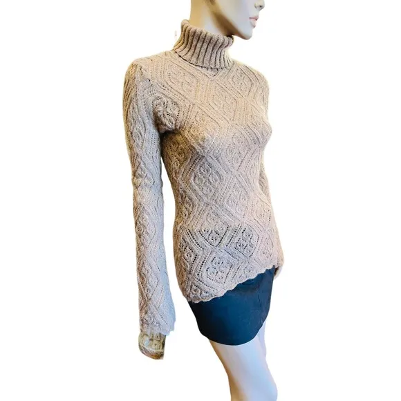 WOP Paris Knit Mohair Turtleneck Sweater  top Sz S Made In France Gold Threads