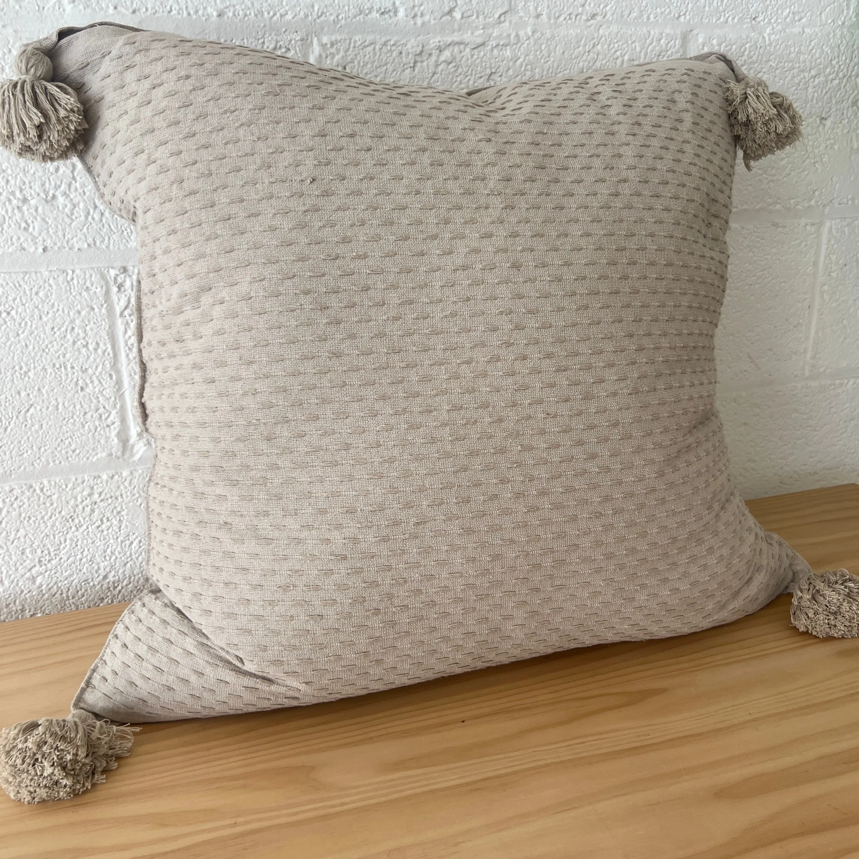 XL Cotton Tassel Pillow № 2