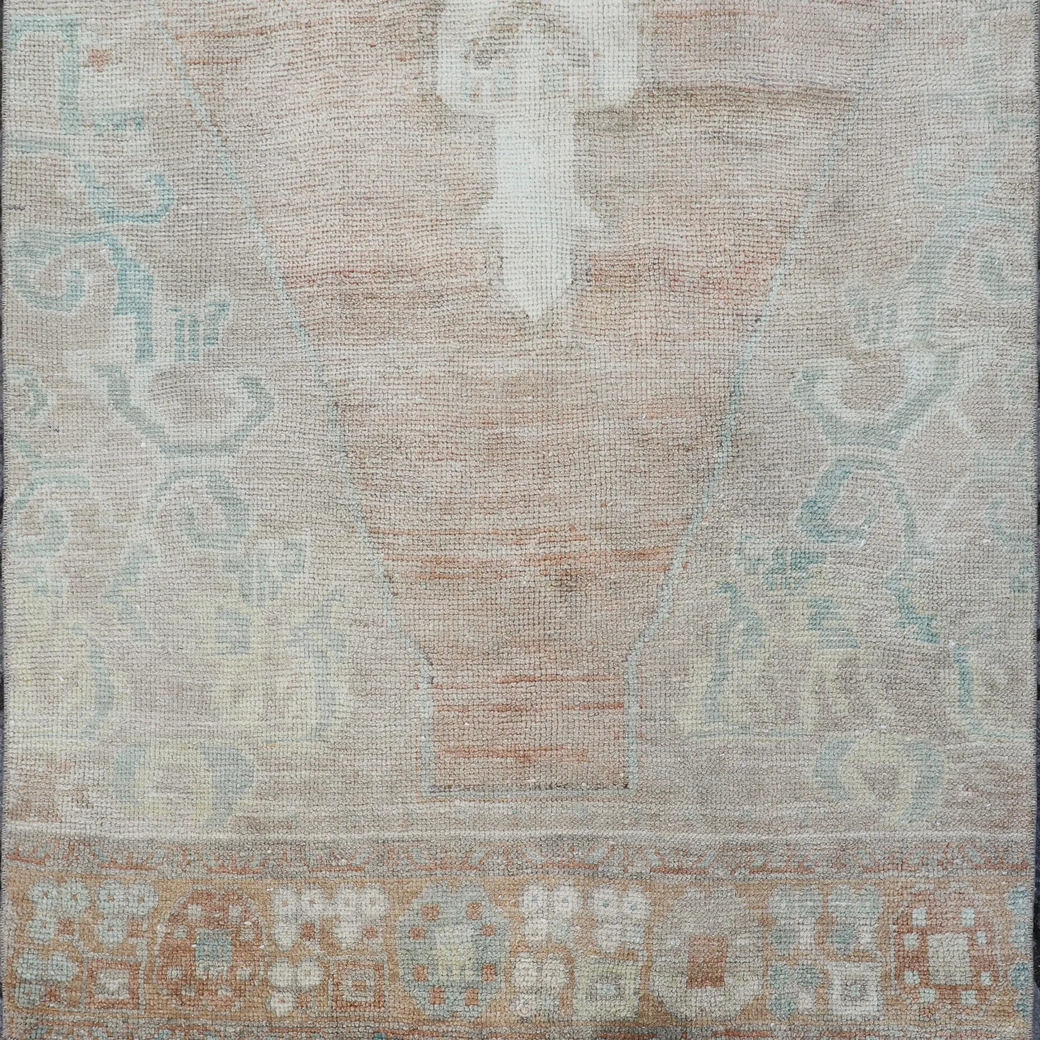 Z109 Handwoven Vintage Rug 3'2x11’9