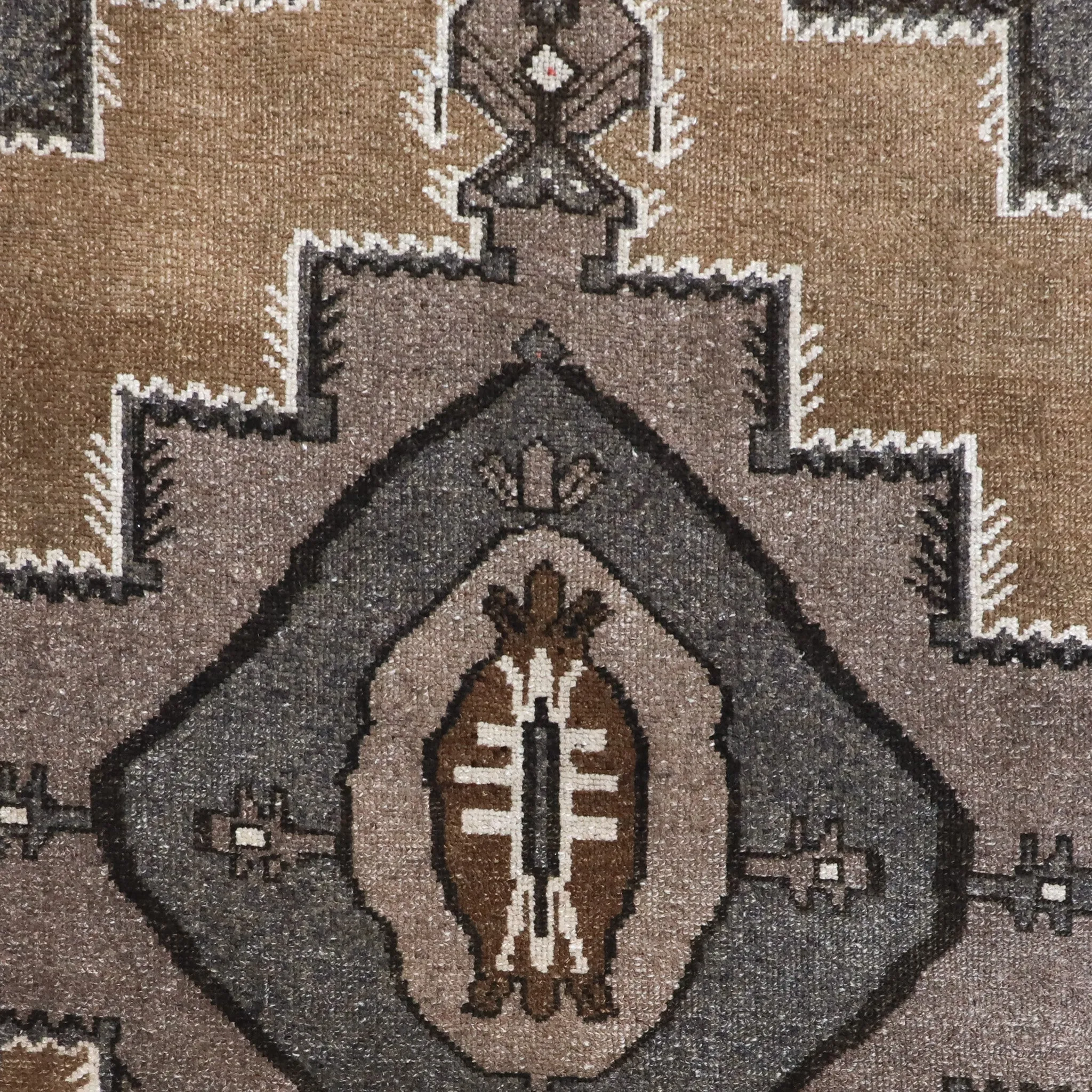 Z306 Handwoven Vintage Rug 2'9x9’2