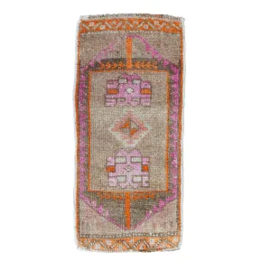 ZM138 Handwoven Vintage Rug 1’3x2’6