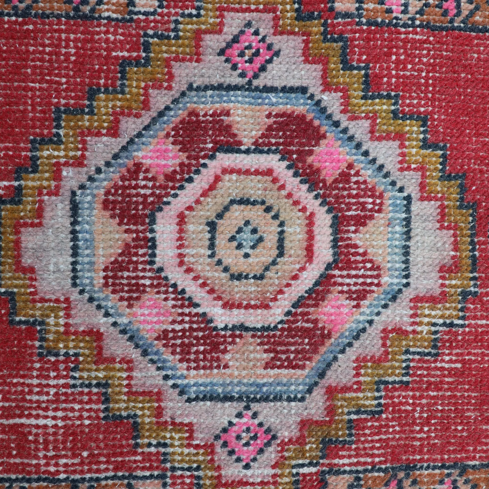 ZM201 Handwoven Vintage Rug 1’6x2'9