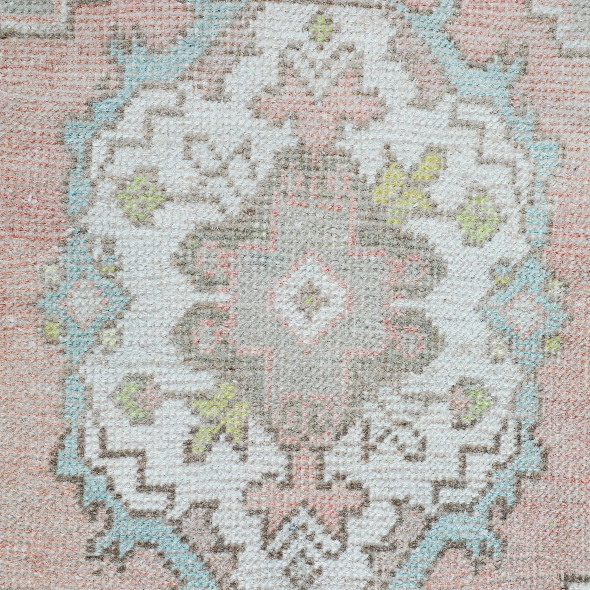 ZM249 Handwoven Vintage Rug 1’6x3'2