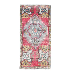 ZM265 Handwoven Vintage Rug 1’8x3'4